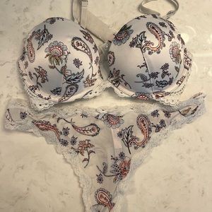 Victoria’s Secret Set